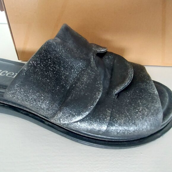 Papucei Slip-On Leather Slides - Size 38 (US 7.5/8) - Picture 5 of 6